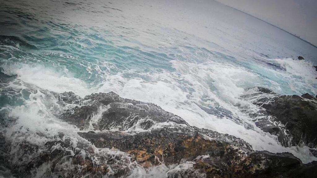 水難事故が起きた人気観光地「江ノ島」の”裏の顔”